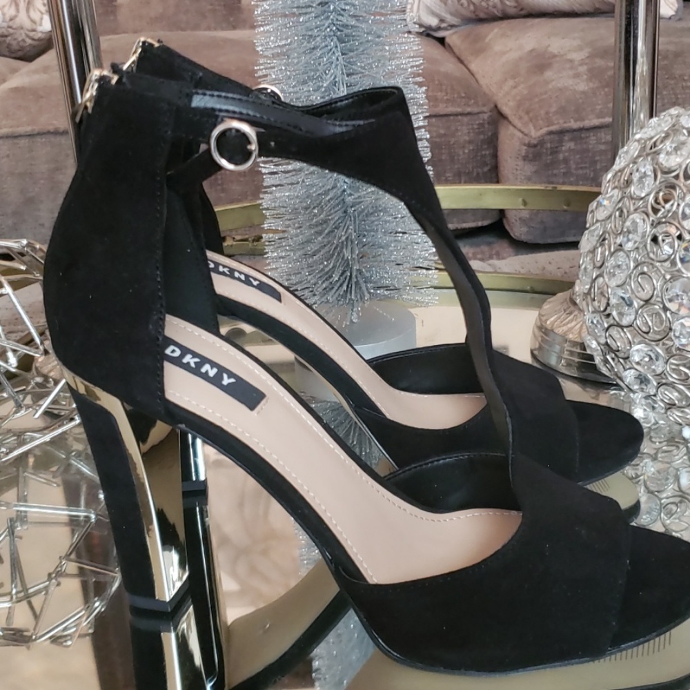 DKNY ankle strap hugh heel shoes